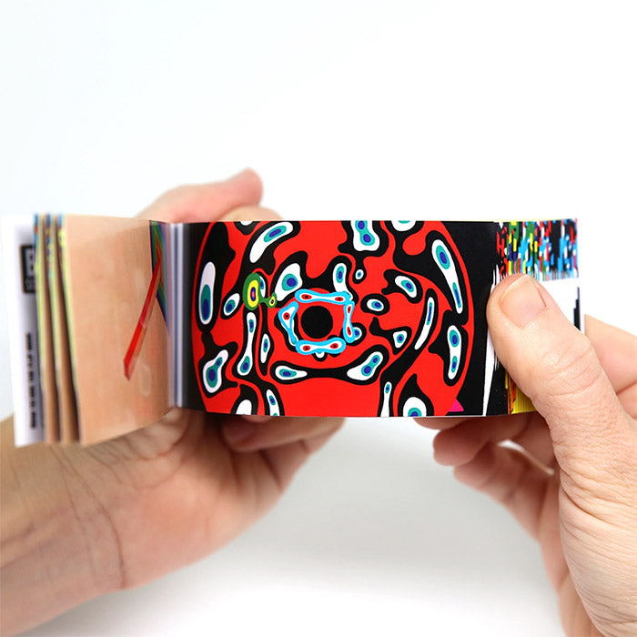 Mirai Mizue Flipbook - Japanese animator | flipboku – 50 Watts Books